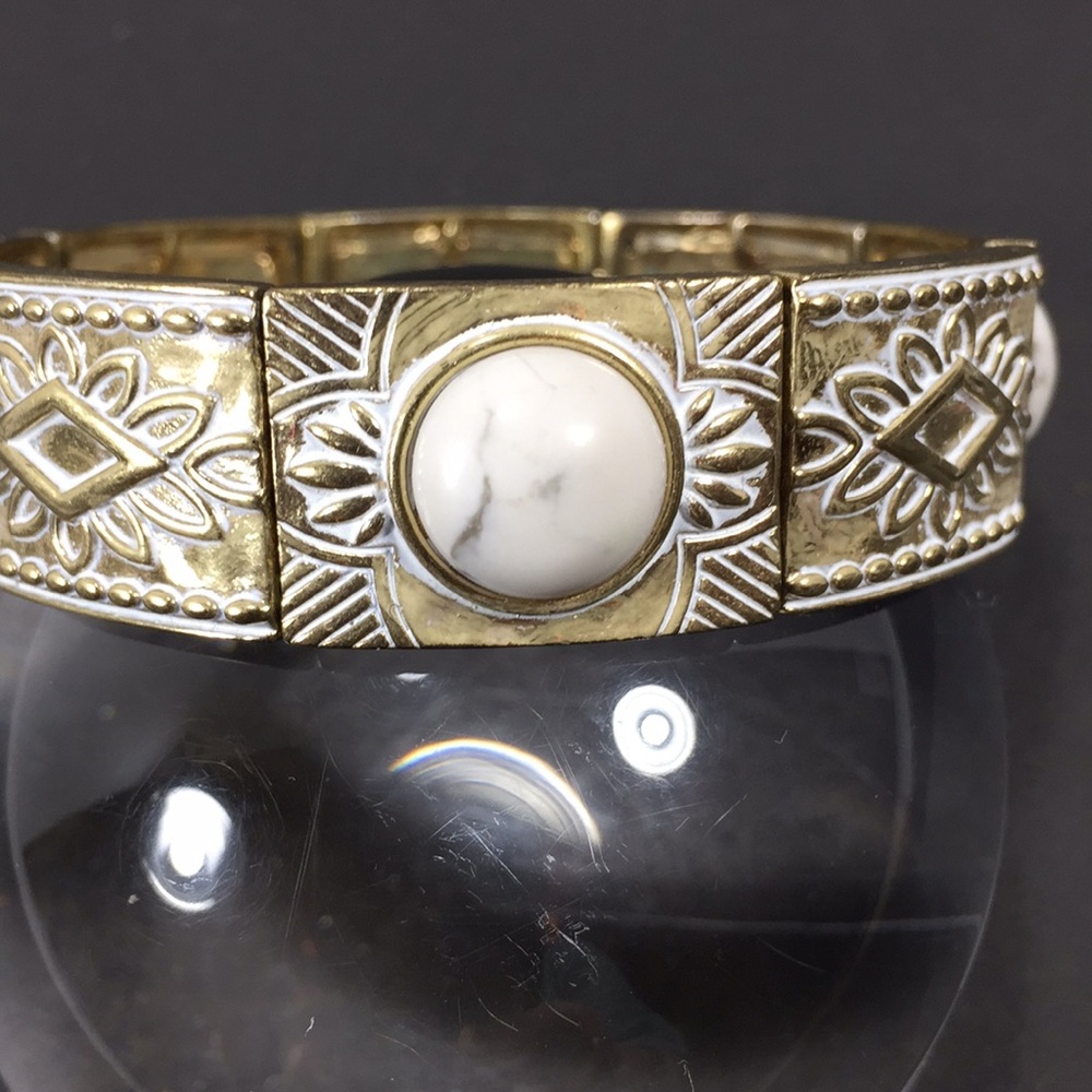 Silpada stretch bracelet gold tone